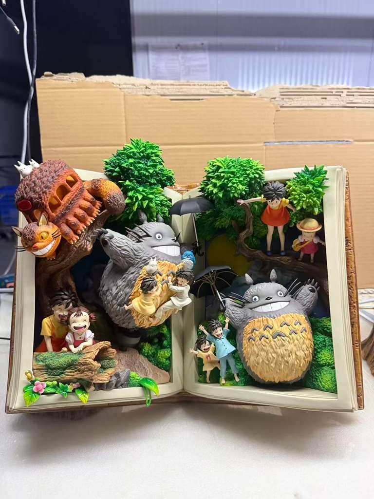 Wawa Studio - Book Series Totoro x Catbus | Mirai Collectibles