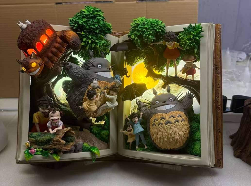 Wawa Studio - Book Series Totoro x Catbus | Mirai Collectibles